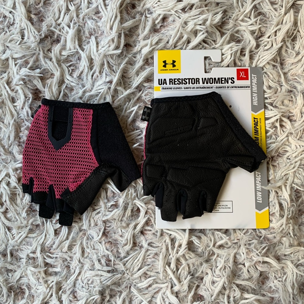 Under armor gloves